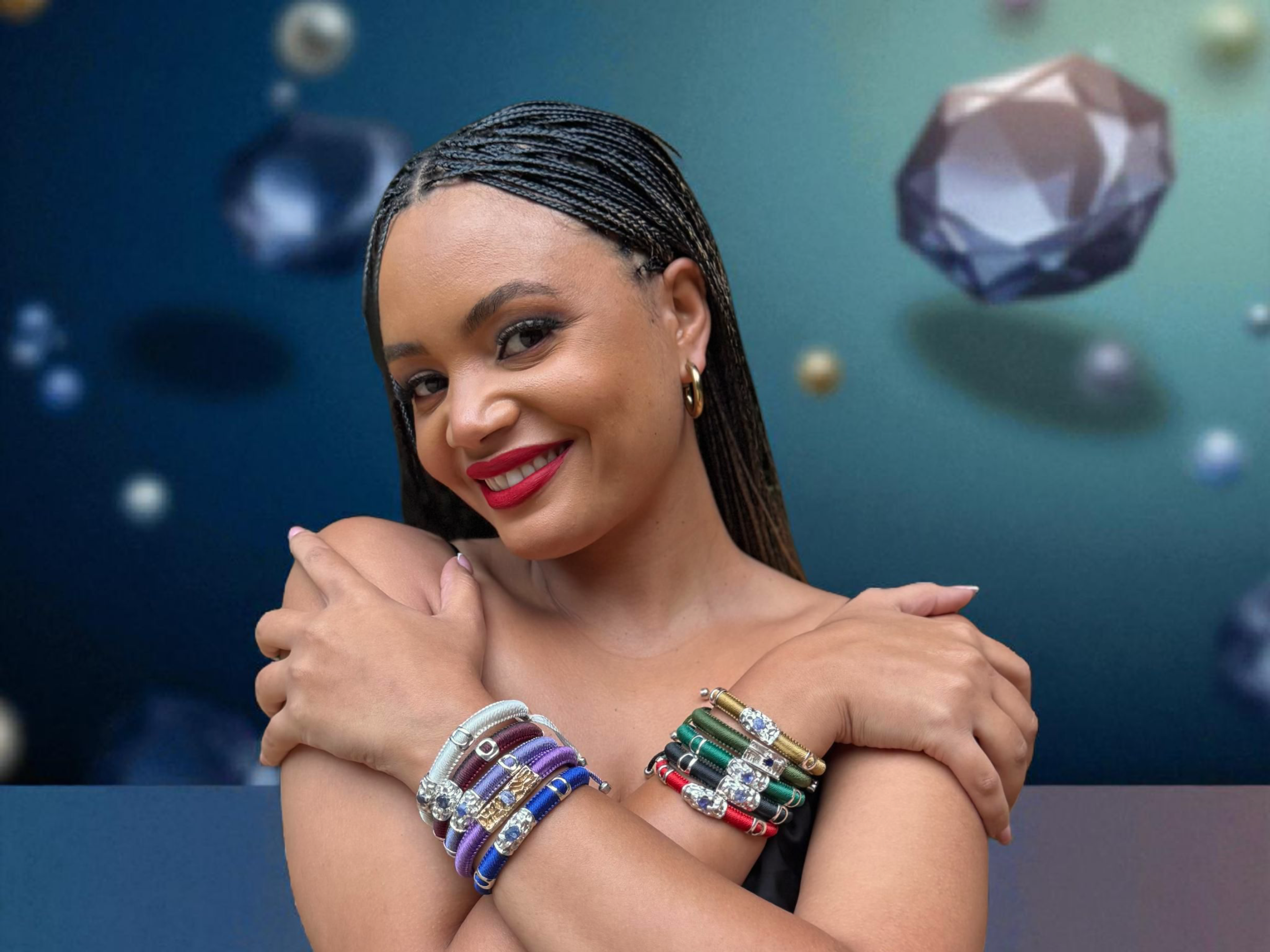 Model wearing Full Moon Ring